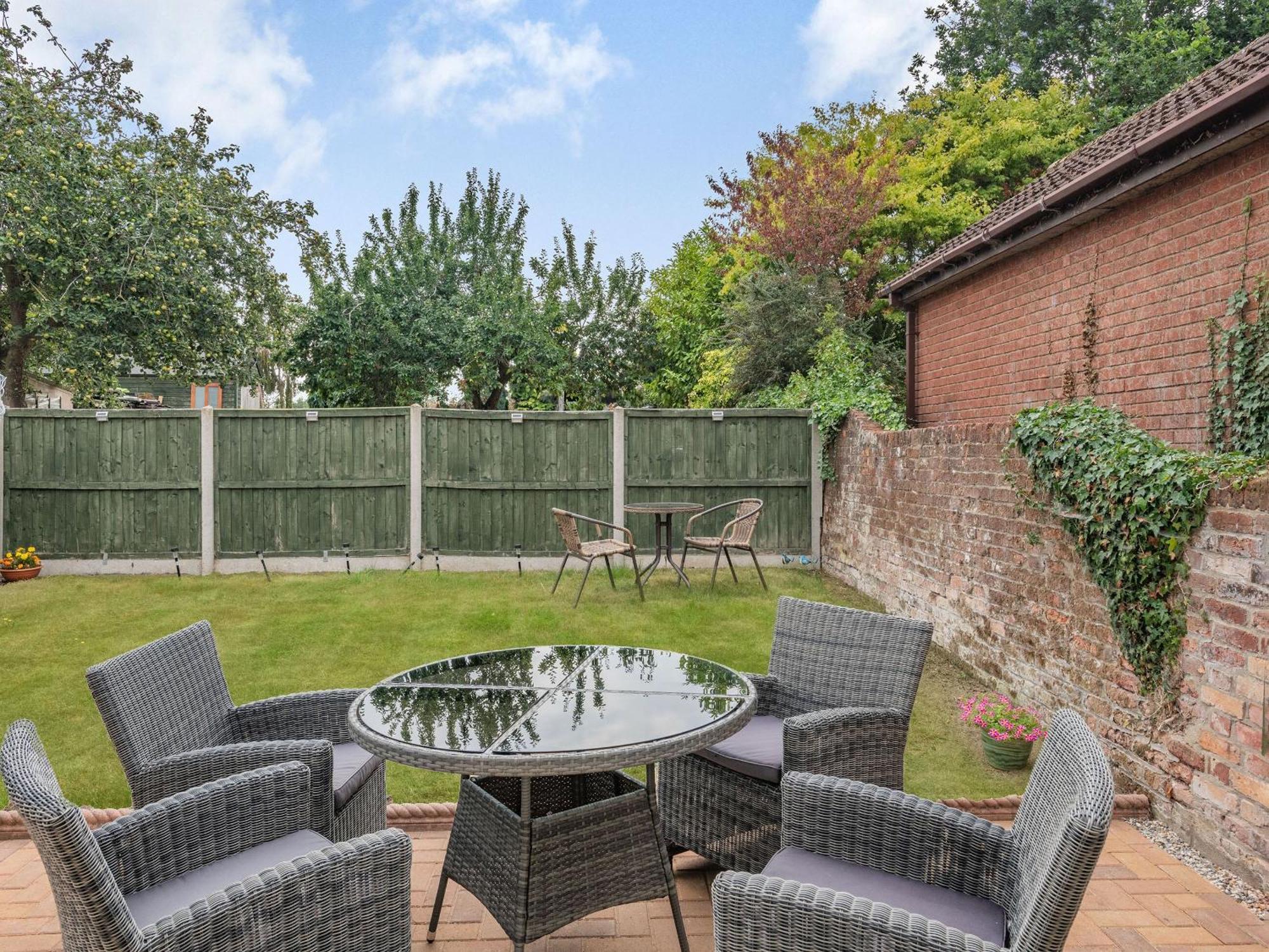 Managers Cottage Loddon Exterior foto